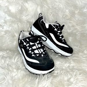 Black & White Sketchers